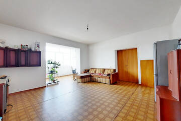 3-к квартира, 140 м², 4/9 эт.