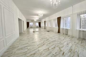Помещение своб.назн., 400 м², 2/2 эт.