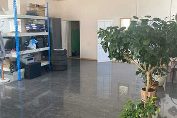Помещение своб.назн., 150 м², 1/3 эт.