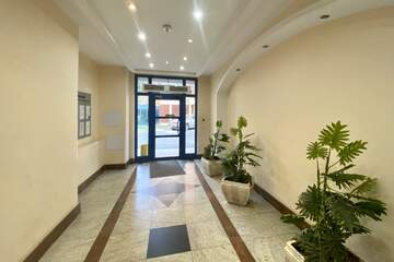 3-к квартира, 305,6 м², 1/18 эт.