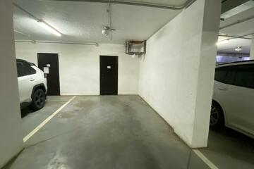 Машиноместо, 15 м²