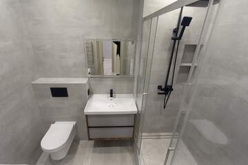 1-к квартира, 42 м², 9/18 эт.