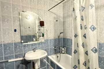 1-к квартира, 54 м², 4/10 эт.