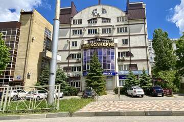 Помещение своб.назн., 215 м²
