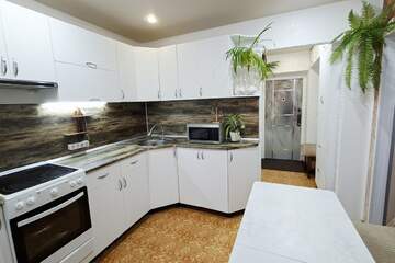 1-к квартира, 32 м², 1/6 эт.
